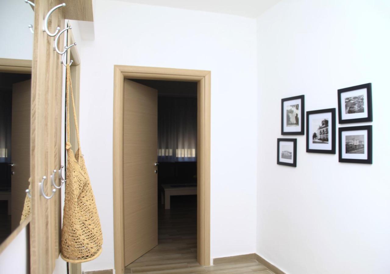 Old Town Boulevard Apartment In City Center Дуррес Экстерьер фото
